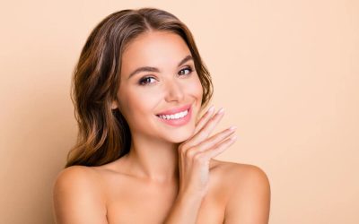 Invisalign vs Veneers: Unveiling the Advantages of Veneers Over Invisalign